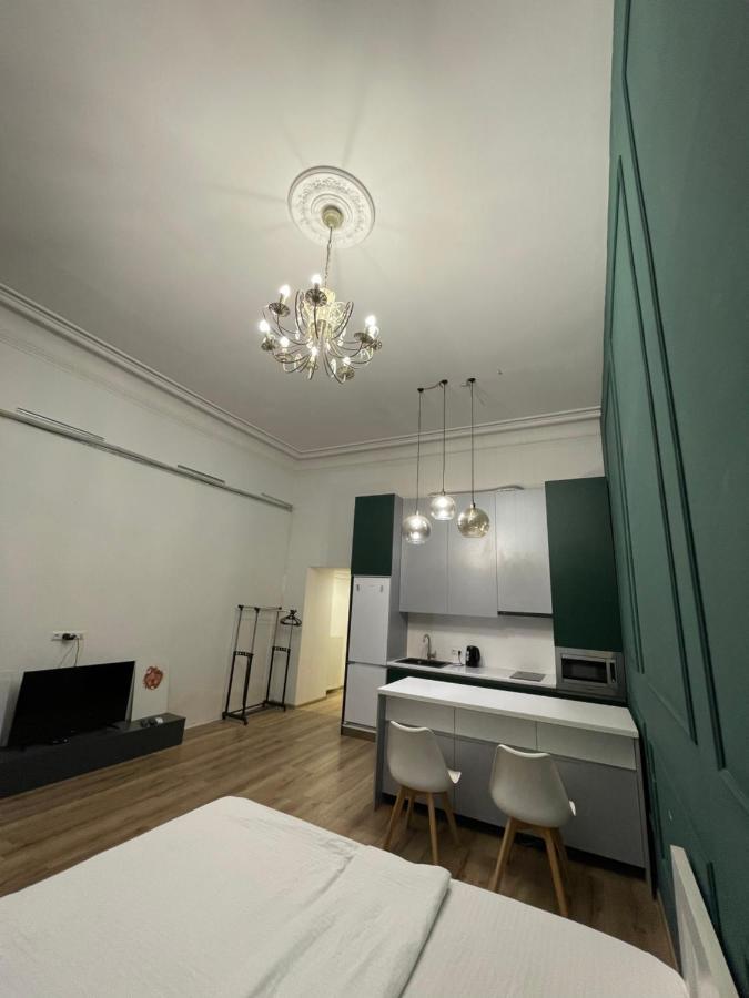 Downtown Room Тбилиси Экстерьер фото
