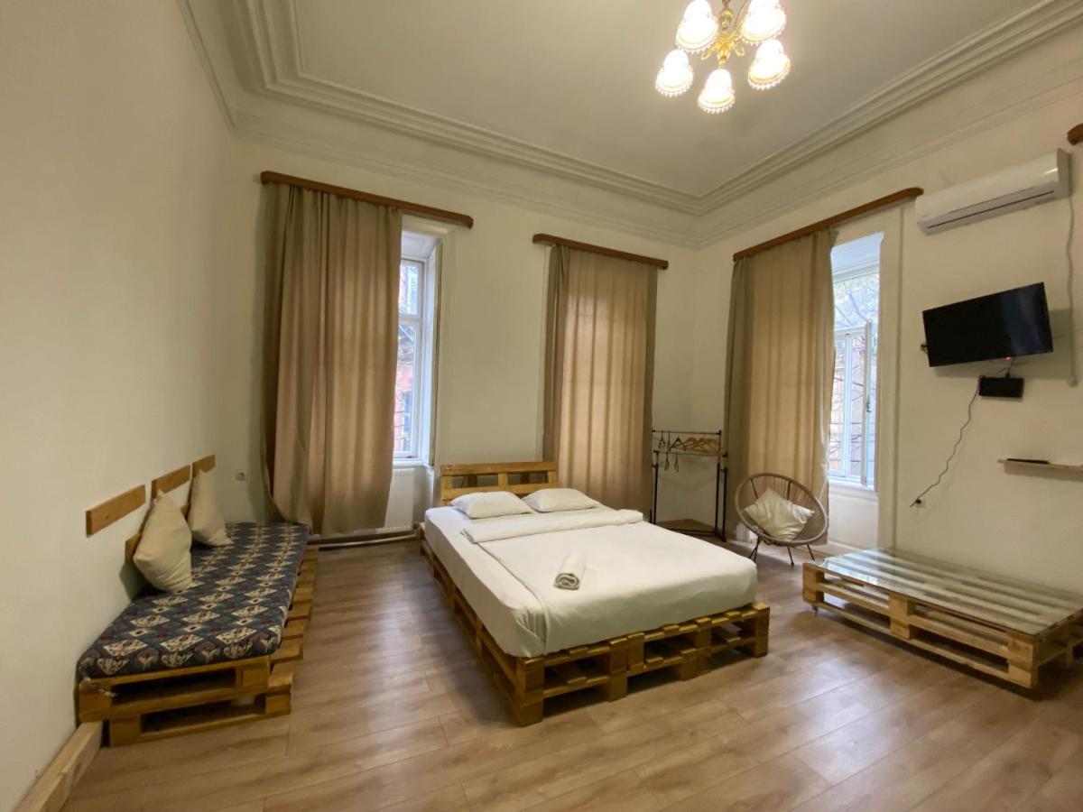 Downtown Room Тбилиси Экстерьер фото